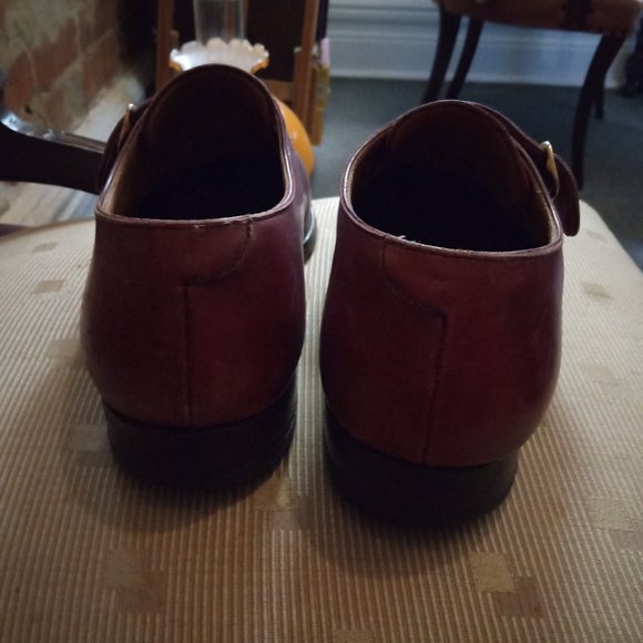 Dapper, Dark-Academia, Vintage Women's Red Loafers - Picture 4 of 7